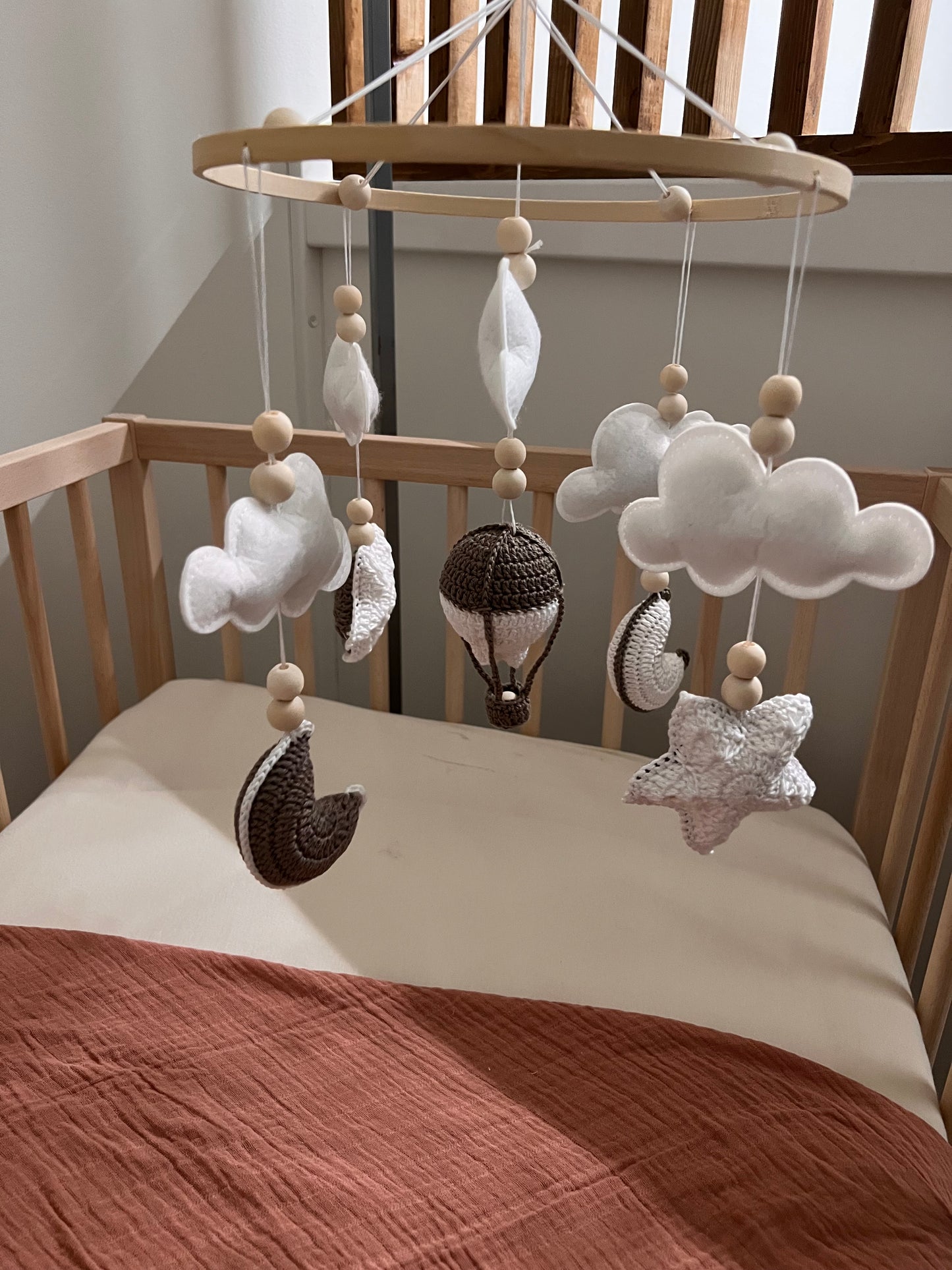 1 Donker taupe Baby mobiel compleet (kopie) (kopie)